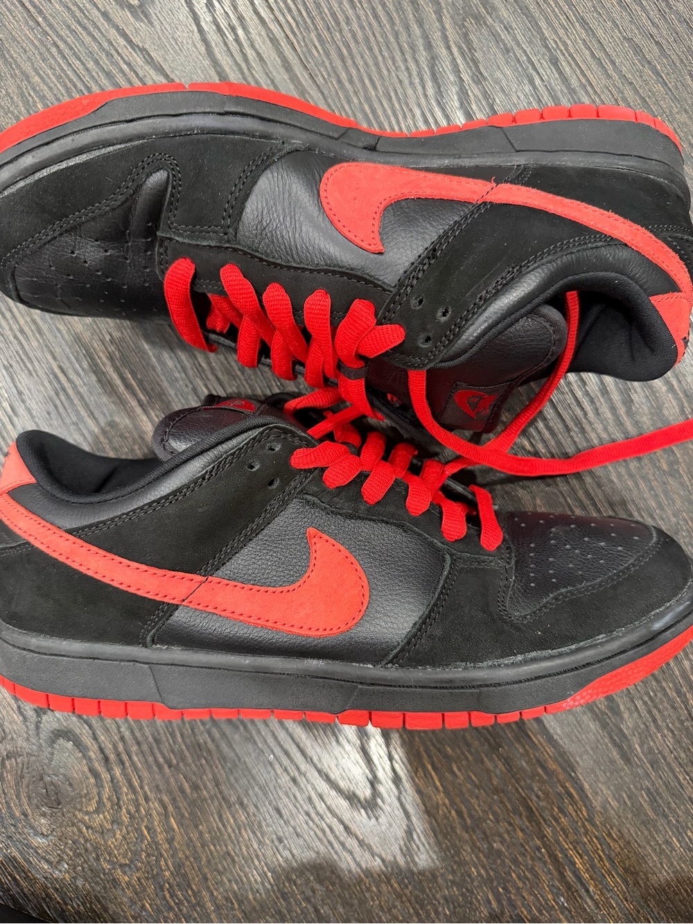 Nike SB Dunk Low Pro ‘Vamps’ - Size 9.5 Black Red Silver Box Rare